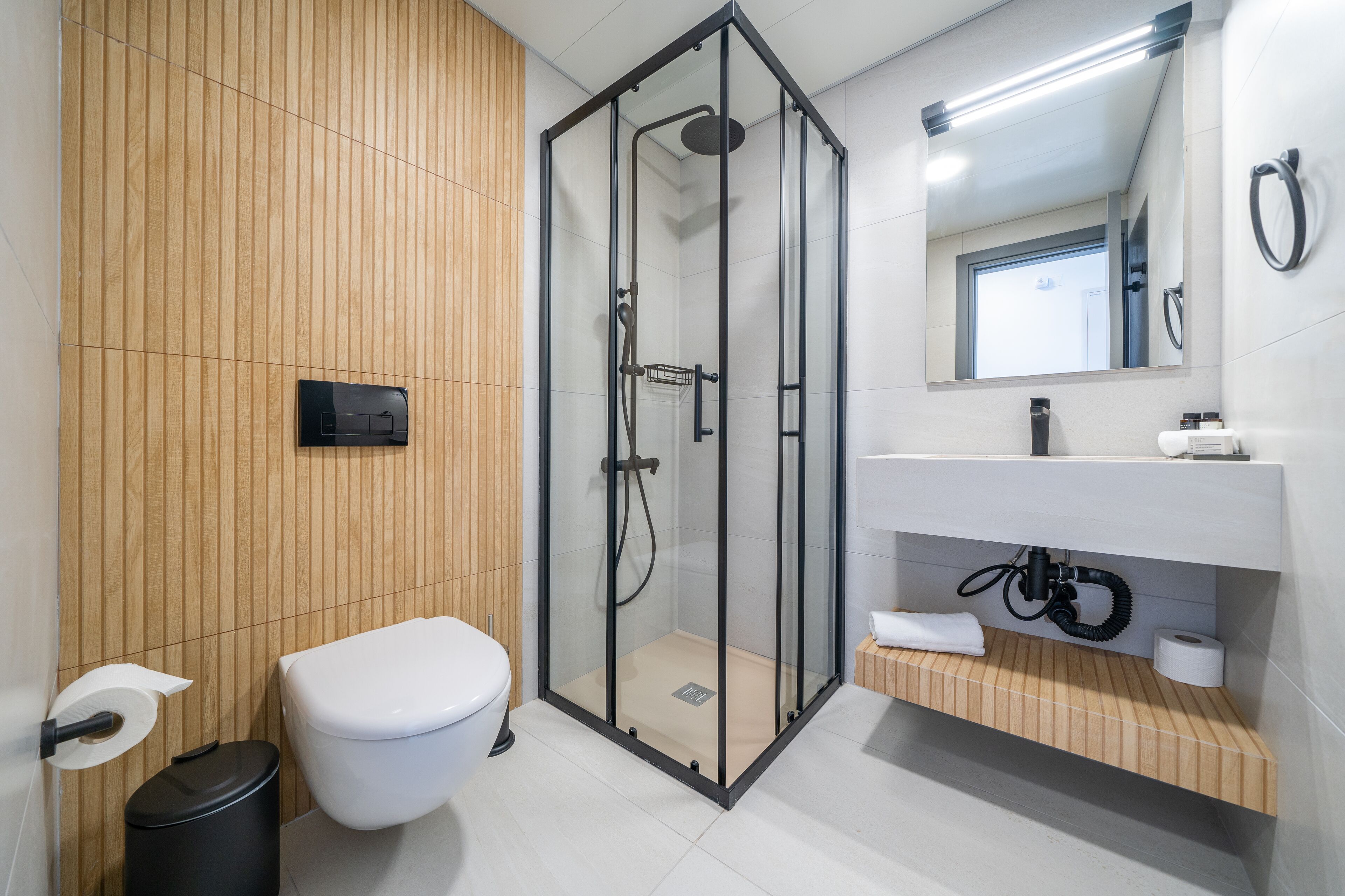 Photo - Waterside Sea View Apartments