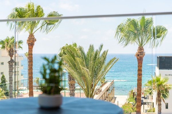 Estudi panoràmic | Roba de llit d'alta qualitat, minibar i caixa forta a l'habitació