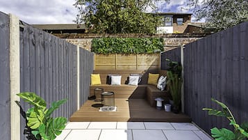 Basic Apartment, 2 Double Beds | Exterior