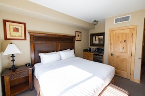Condo, 1 Bedroom | 1 bedroom, free WiFi