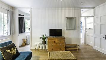 Basic Apartment, 1 Double Bed with Sofa bed | Living area | TV