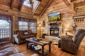 Cabin, 2 Bedrooms | Living area