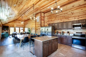 Cabin, 5 Bedrooms | Private kitchen | Fridge, oven, coffee/tea maker, toaster - Splash Of Gatlinburg 6 Bedroom Cabin by RedAwning (Gatlinburg)