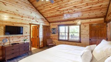 Cabin, 5 Bedrooms | 5 bedrooms, free WiFi