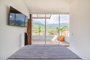 4 Schlafzimmer, Bügeleisen/Bügelbrett, WLAN, Bettwäsche