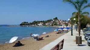 In Strandnähe, Liegestühle