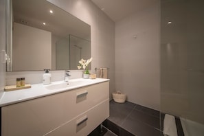 Hair dryer, towels