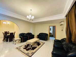 1 bedroom, free WiFi - Royal Birds Hotel & Towers (Akure)