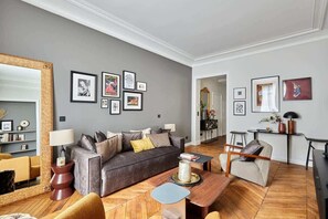 Imagen sin descripción, 5 de 20, botón