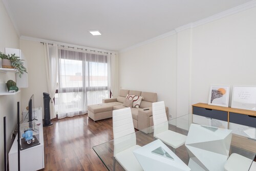 Luxury Workfriendly Home - Far Ocean Views