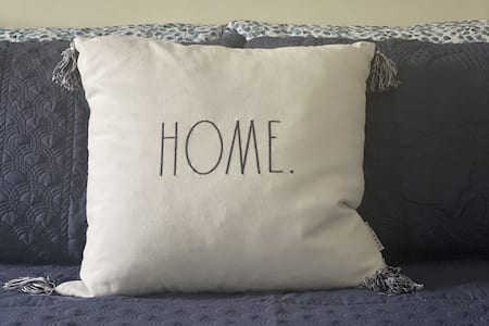 Neptune Beach Apartment