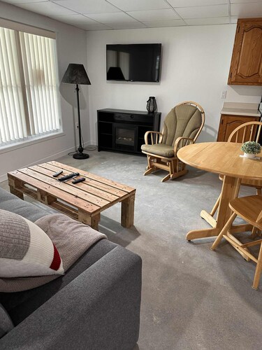 La Madeleine, Appartement Rez-de-Jardin parfait pour travail ou loisir.