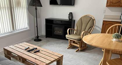 La Madeleine, Appartement Rez-de-Jardin parfait pour travail ou loisir.