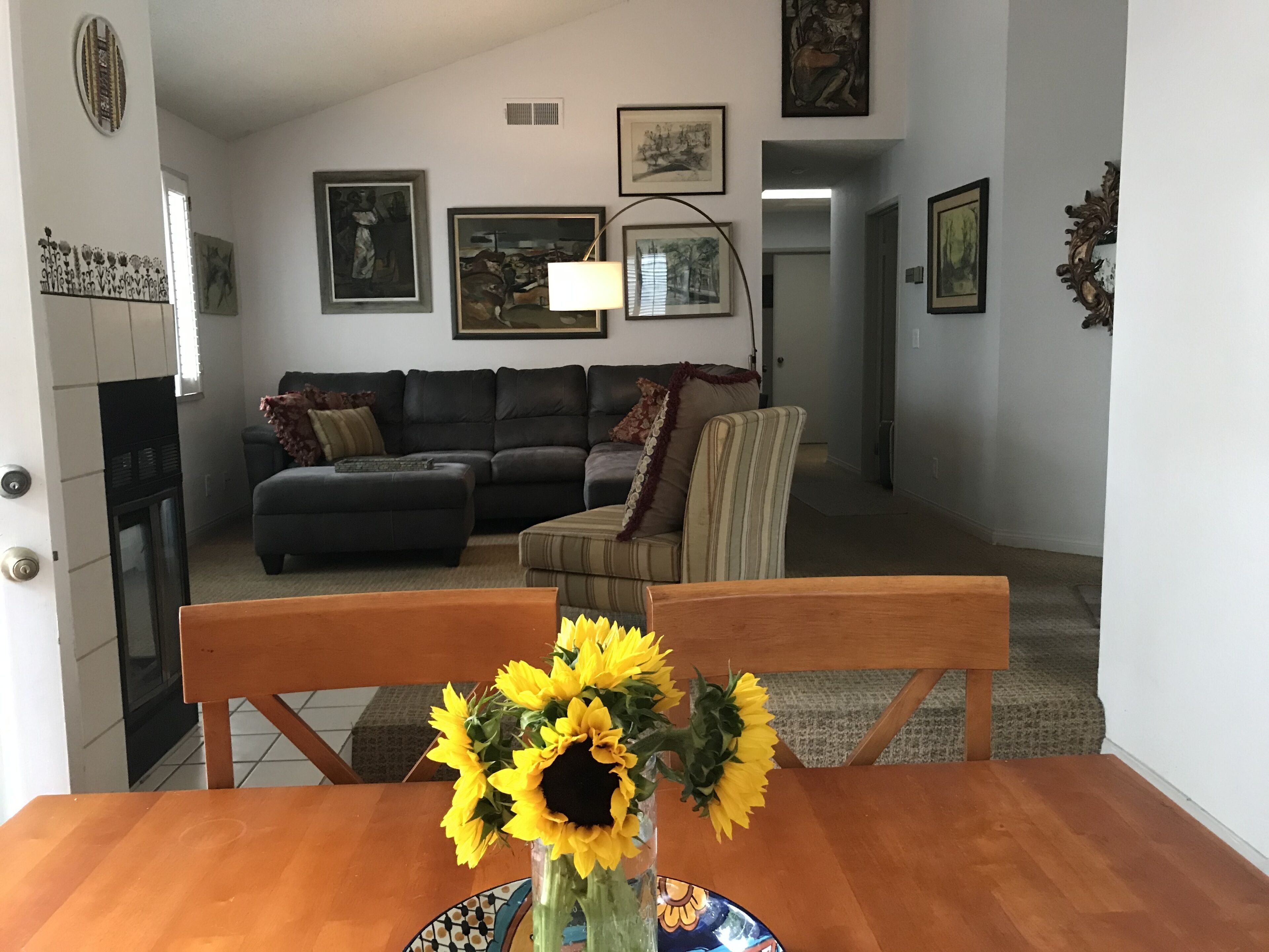 Private Community Home, Near To Beach And Steps To Pvt. Community Pool! - Carpintería, CA
