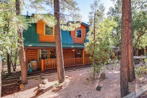 House (5 Bedrooms) | Interior - Hot Tub + Decks: Sherwood Forest Cabin (Lakeside)