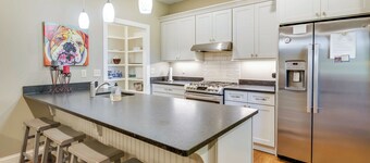 Charming Starkville Vacation Rental ~ 5 Mi to Msu!