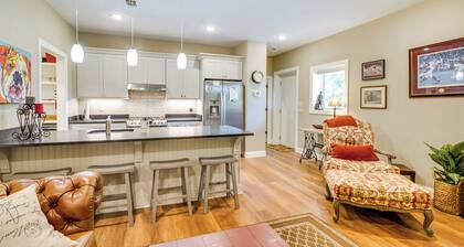 Charming Starkville Vacation Rental ~ 5 Mi to Msu!
