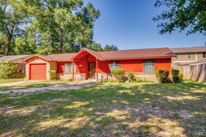 Interior - Pensacola Vacation Rental w/ Private Pool! (Pensacola)
