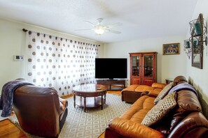 House (3 Bedrooms) | Interior - Pet-friendly Waterloo Abode w/ Deck! (Waterloo)