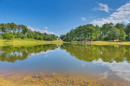 Alabama Retreat w/ Private Pond, Deck & Pool Table