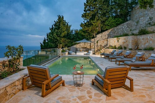 Prenari I Villa - Three Bedroom Villa, Sleeps 5