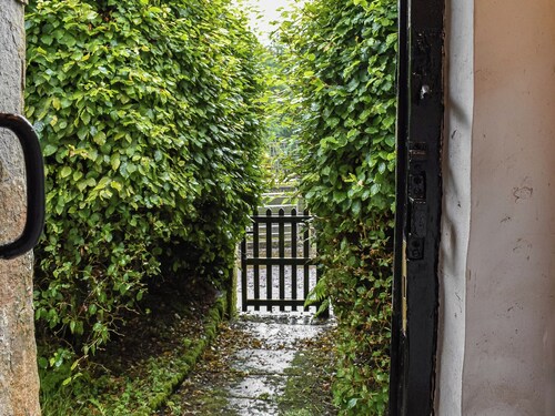 4 bedroom accommodation in Ravenstonedale, near Kirby Stephen