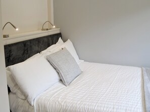 3 quartos, Wi-Fi de cortesia, roupa de cama
