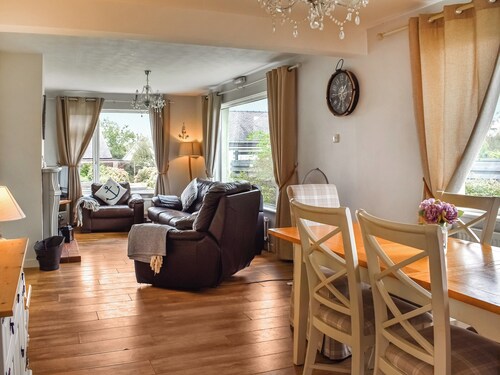 2 bedroom accommodation in Pentraeth