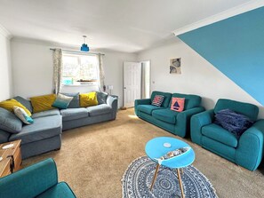 TV - Argonaut Beach House (Eccles on Sea)