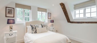 The Farmhouse - UK45171