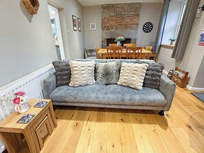 Fireplace - 3 bedroom accommodation in Coleford (Coleford)