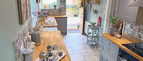 Dishwasher, highchair