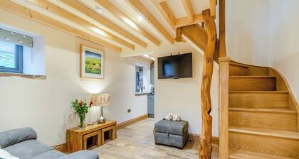 Little Pythorn - UK45253