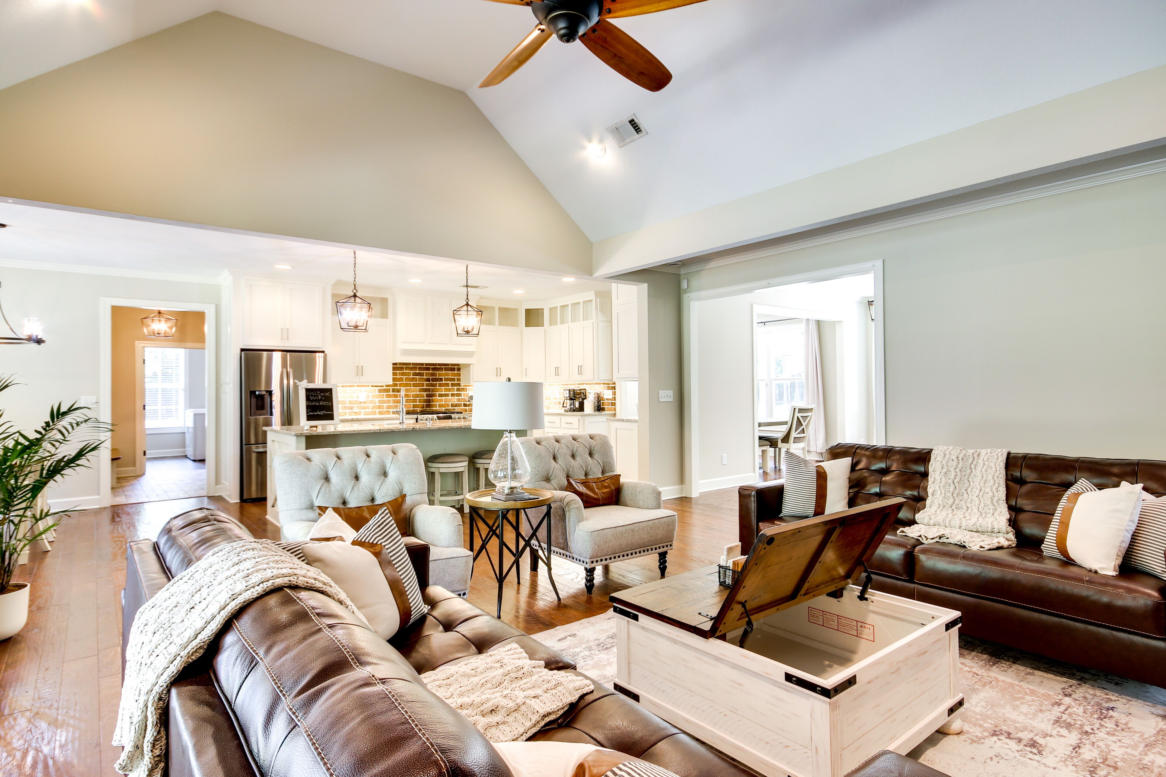 TV, fireplace, books, stereo