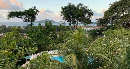 Explore Sesel from Naturalis: newly built, best ocean views, pool, lush gardens.