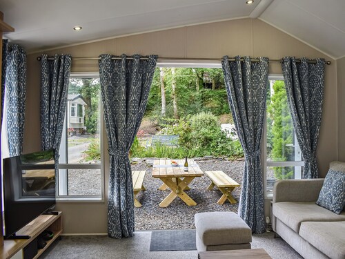 2 bedroom accommodation in Prenteg, near Porthmadog