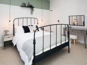 2 soverom, wi-fi (inkludert) og sengetøy