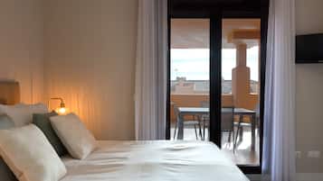 2 chambres, coffres-forts dans les chambres, chambres insonorisées