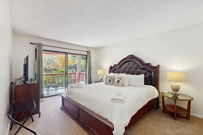 4 bedrooms, Internet, bed sheets