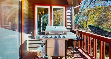 Ski-in/out home with private hot tub, sauna, mtn/ski views, foosball, fireplace