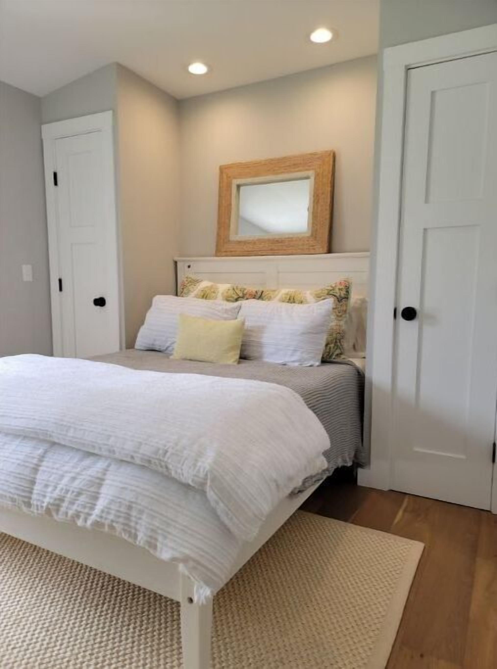 2 bedrooms, desk, free WiFi, bed sheets