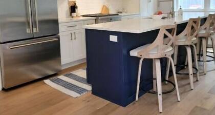 Lake Getaway at Coventry Lake! close to Uconn