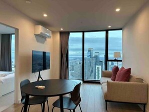 Interior - Fabulous CBD apt gym &pool,lvl 63 (Melbourne)