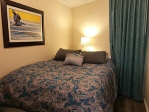 1 bedroom, in-room safe, free WiFi, bed sheets