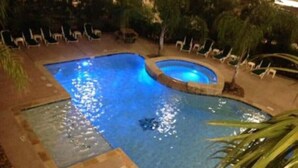 Unclassified image, 3 of 24, button - Beach Front Condo In Casa Del Mar 2 min walk to the Beach, Pool, and many more (Galveston)