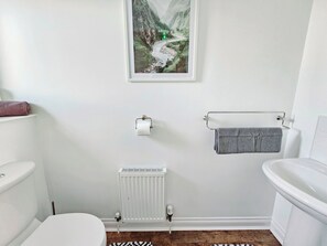 House | Bathroom