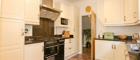 Fridge, dishwasher, electric kettle, toaster