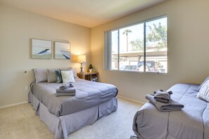 2 bedrooms, desk, iron/ironing board, WiFi - Walk to Papago Park: Central Condo w/ Resort Perks (Phoenix)