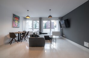 豪華公寓 | 客廳 | 40 吋LCD 電視連衛星電視頻道