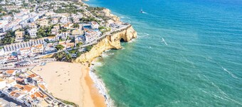 Peaceful retreat w/ heatable pool & garden